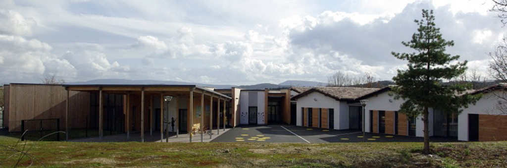 Construction d'une école à Lauraguel