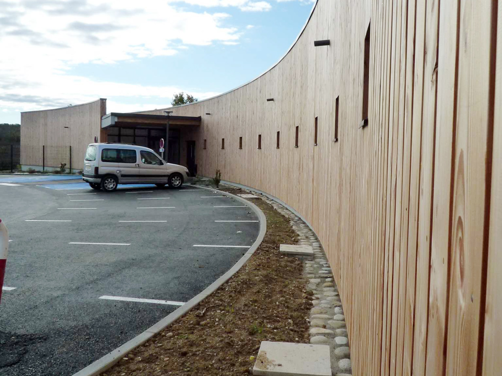 Construction d'une école à Lauraguel