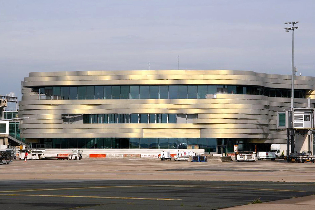 Liaison Halls A-C Aéroport Charles Degaulle