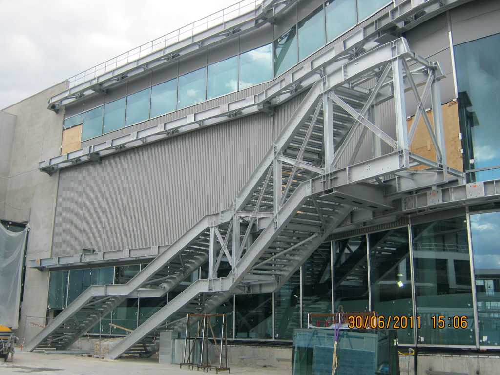 Liaison Halls A-C Aéroport Charles Degaulle